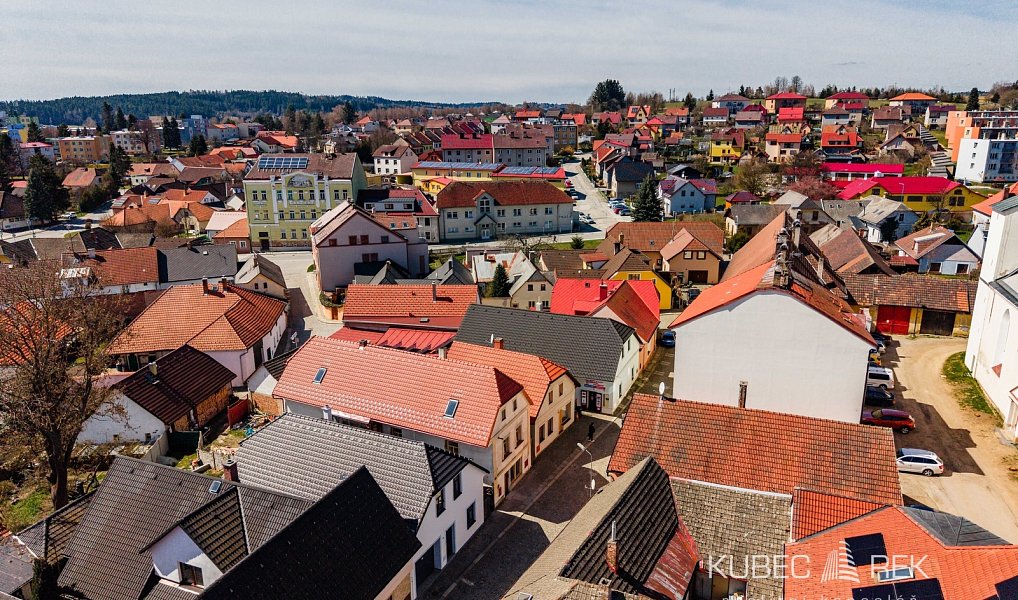 Prodej domu 270 m² s pozemkem 430 m², Kamenice nad Lipou – náhled fotky 2