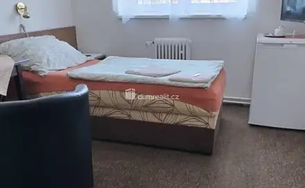 Pronájem bytu 5+kk 17 m², Ústecká, Praha 8 - Dolní Chabry