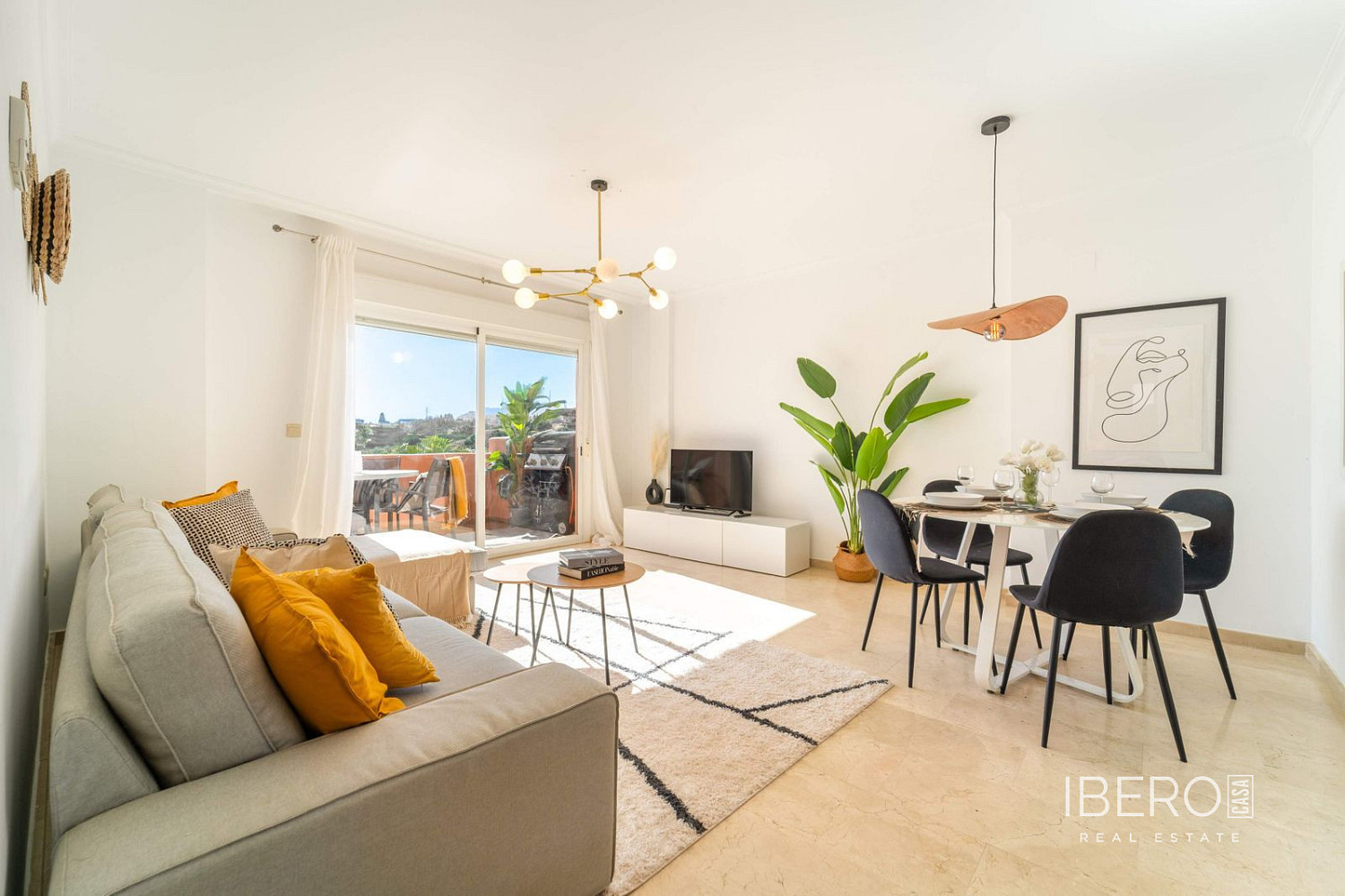 Piso 3+kk – Mijas, Riviera del Sol - Fase VIII, Urbanización Sitio de Calahonda - Vista 5