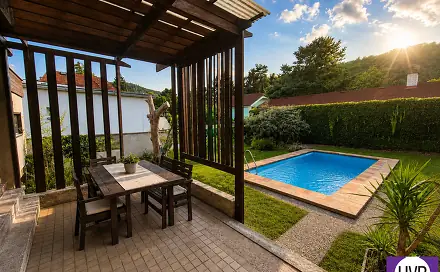Pronájem domu 160 m² s pozemkem 600 m², Zahradní, Husinec - Řež, okres Praha-východ