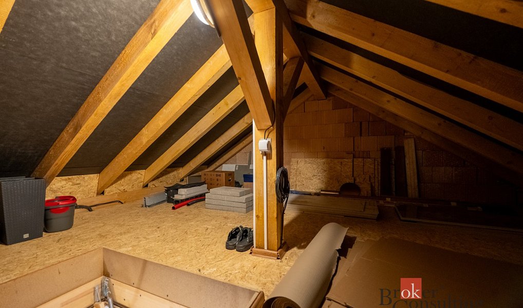 Prodej domu 154 m² s pozemkem 577 m², Líně – náhled fotky 26