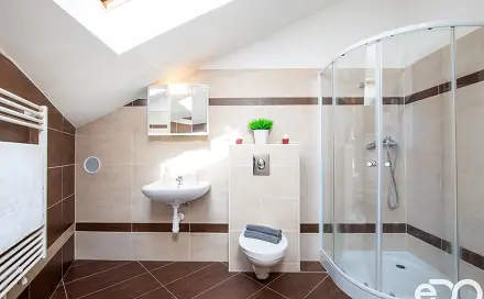 Pronájem bytu 2+1 54 m², Hradecká, Opatovice nad Labem, okres Pardubice