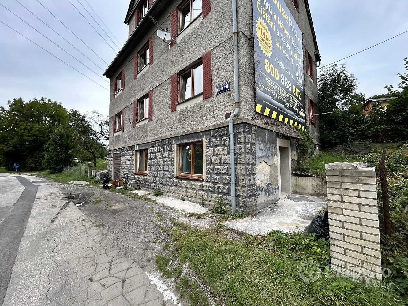 Pronájem obchodních prostor 65 m²