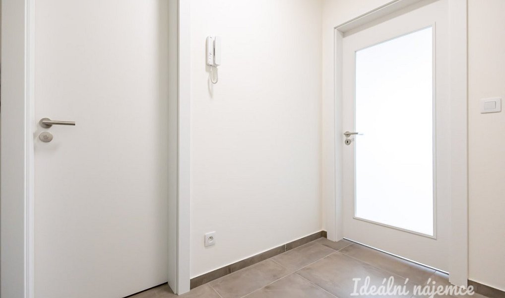 Pronájem bytu 2+kk 49 m², Praha – náhled fotky 6