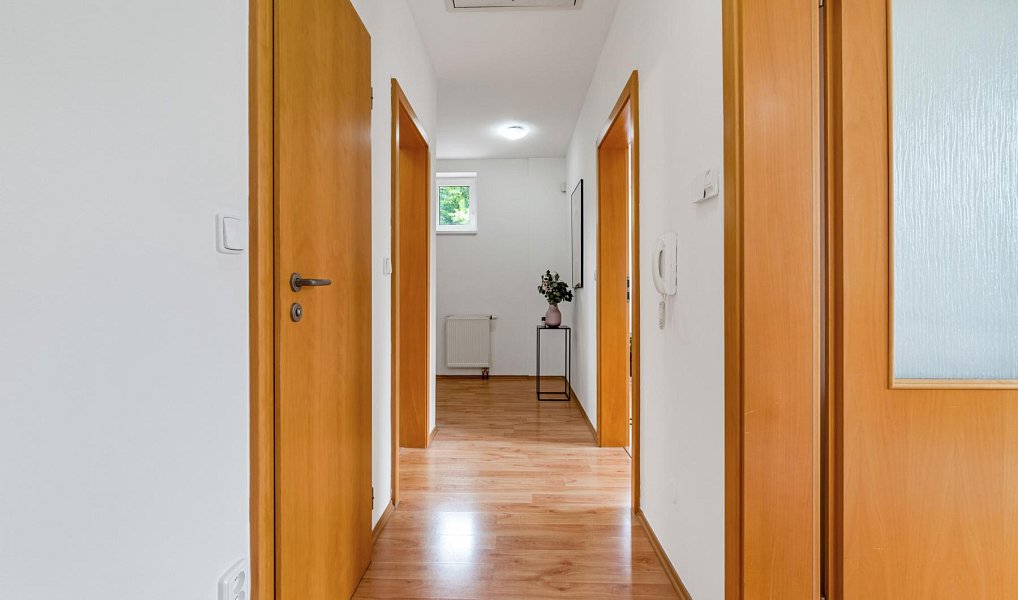 Prodej domu 202 m² s pozemkem 1 200 m², Praha – náhled fotky 46