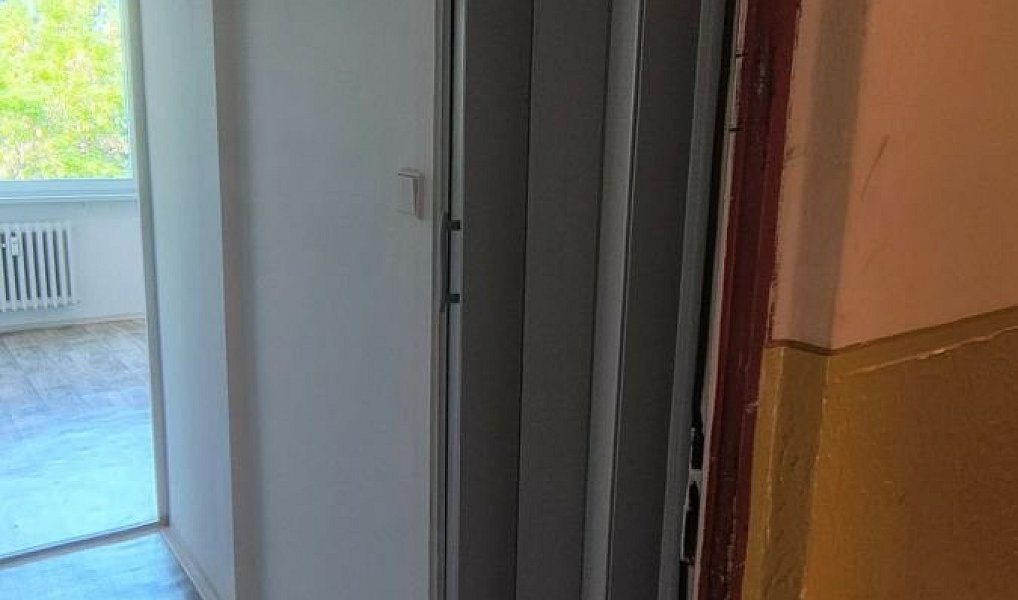 Prodej bytu 1+1 35 m², Bílina – náhled fotky 12