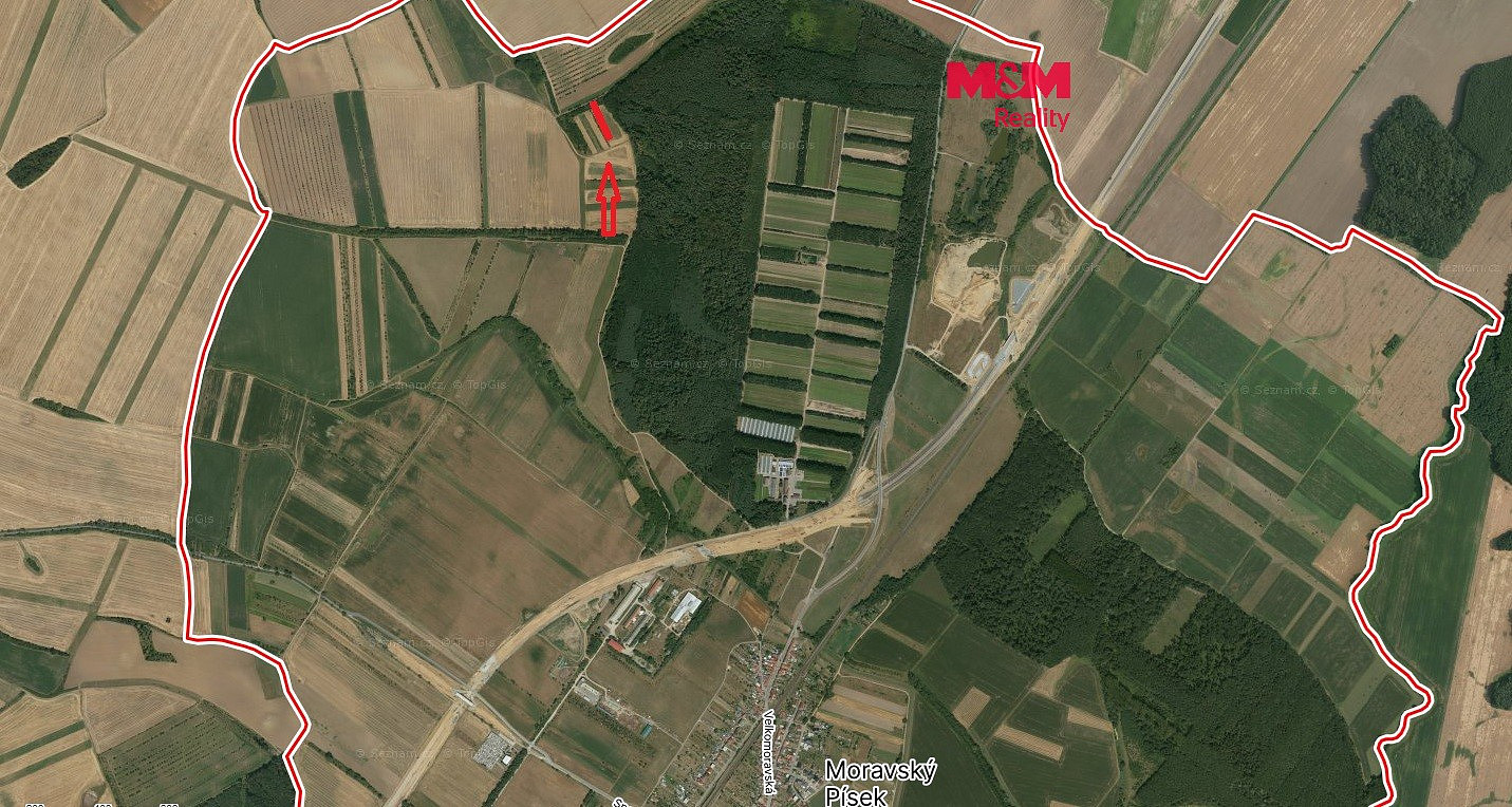 Prodej pole 3 295 m²