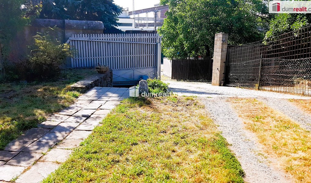 Prodej domu 303 m² s pozemkem 1 885 m², Hodonín – náhled fotky 6