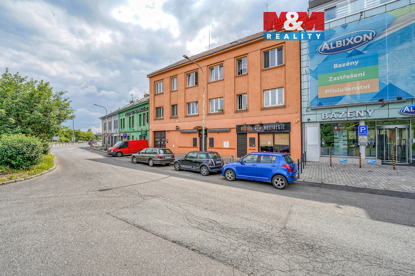 Prodej nájemního domu, činžáku 560 m²