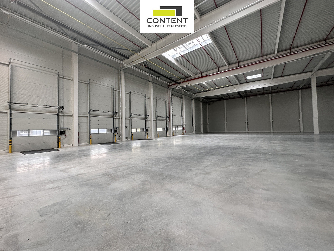 Pronájem skladovacích prostor 4 398 m²