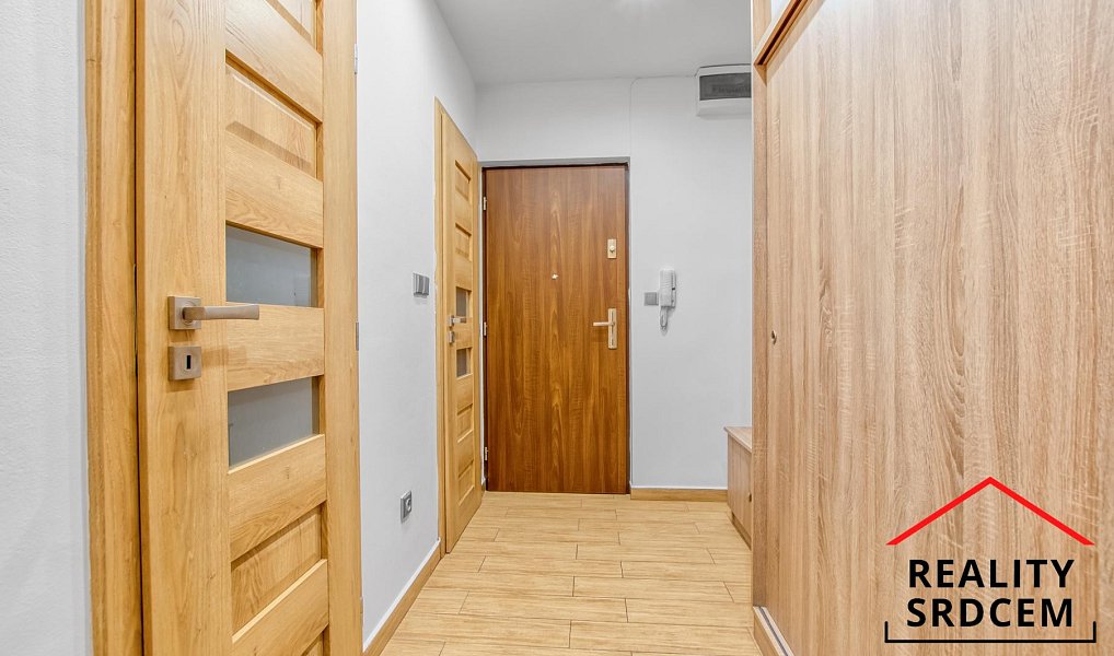 Pronájem bytu 2+1 55 m², Karviná – náhled fotky 15