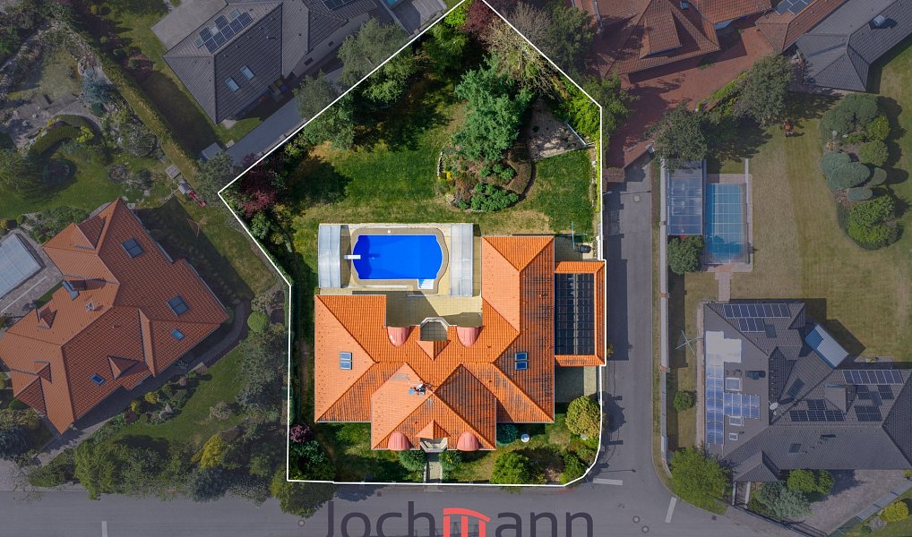 Prodej domu 351 m² s pozemkem 1 575 m², Litvínovice – náhled fotky 2
