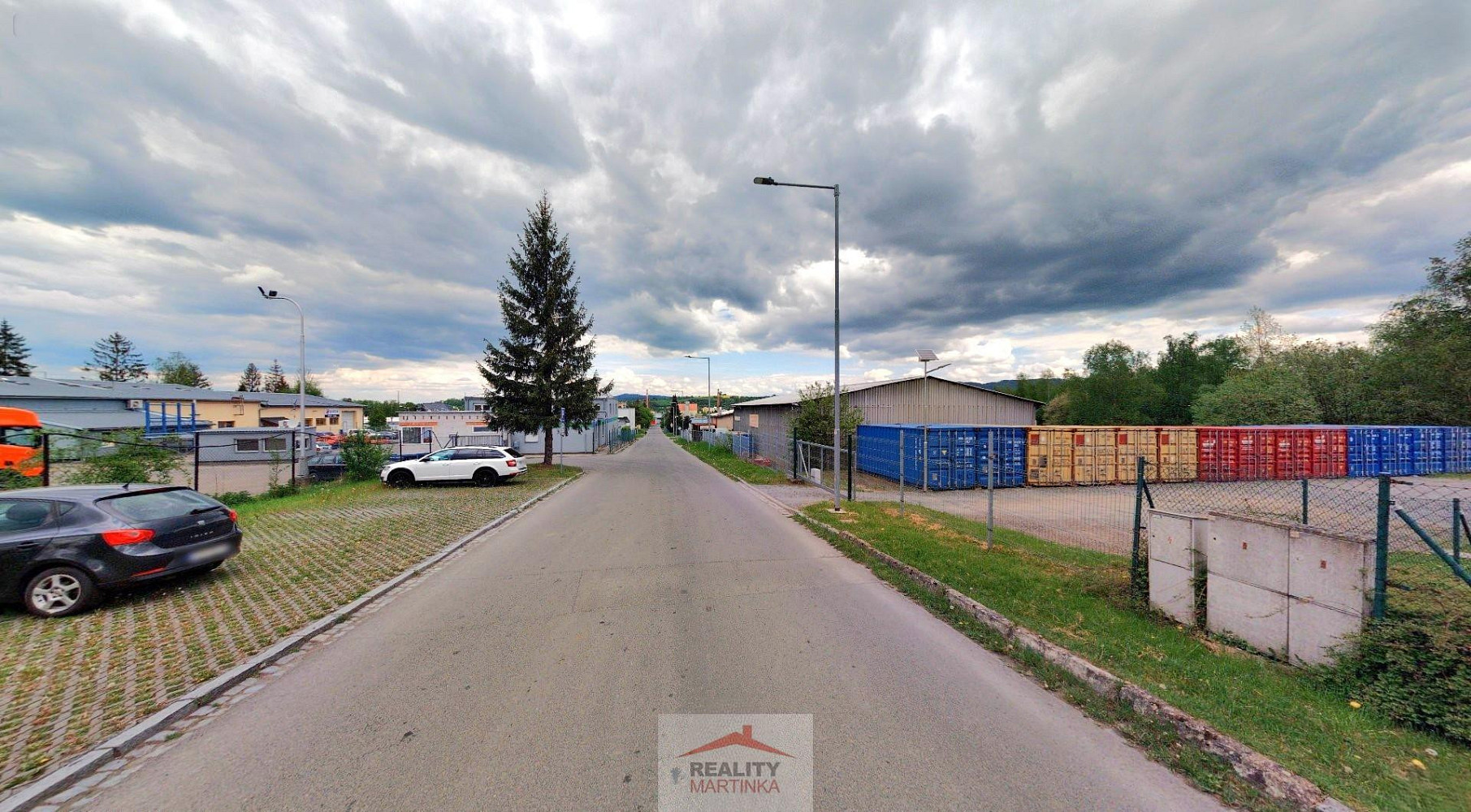 Pronájem komerčního pozemku 400 m² — photo 2