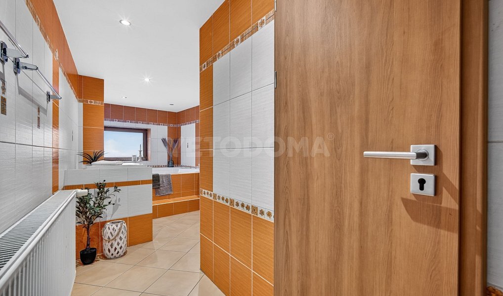 Prodej domu 280 m² s pozemkem 2 085 m², Chotíkov – náhled fotky 33