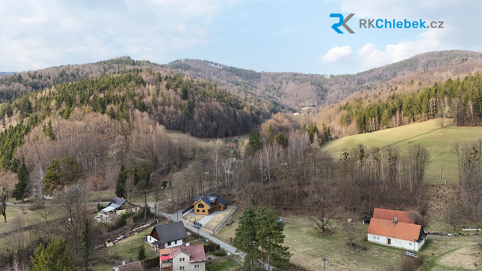 Prodej ubytovacího objektu 250 m² – pohled 6