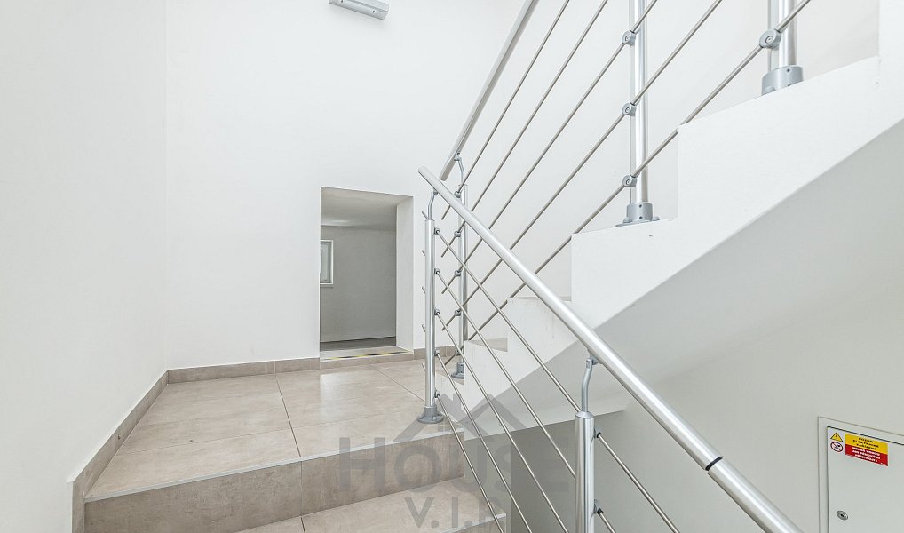Prodej domu 550 m² s pozemkem 1 679 m², Tuklaty – náhled fotky 19