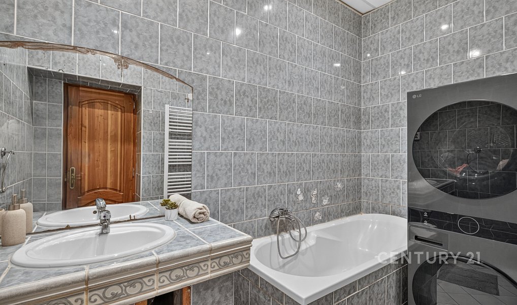Prodej domu 240 m² s pozemkem 489 m², Postoloprty – náhled fotky 9