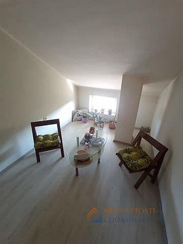 Prodej domu 150 m² s pozemkem 485 m² - Vista 3