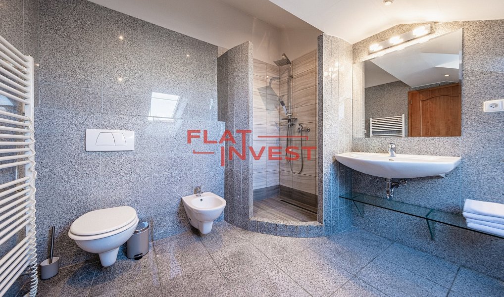 Prodej bytu 6+kk 294 m², Praha – náhled fotky 14