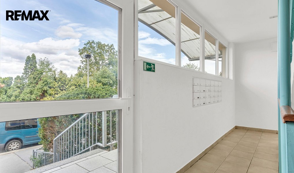 Prodej bytu 2+kk 43 m², Praha – náhled fotky 20