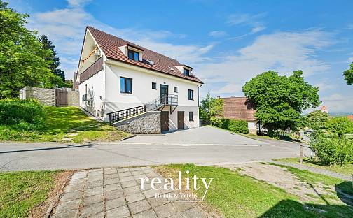 Prodej domu 205 m² s pozemkem 370 m², Perná, okres Břeclav