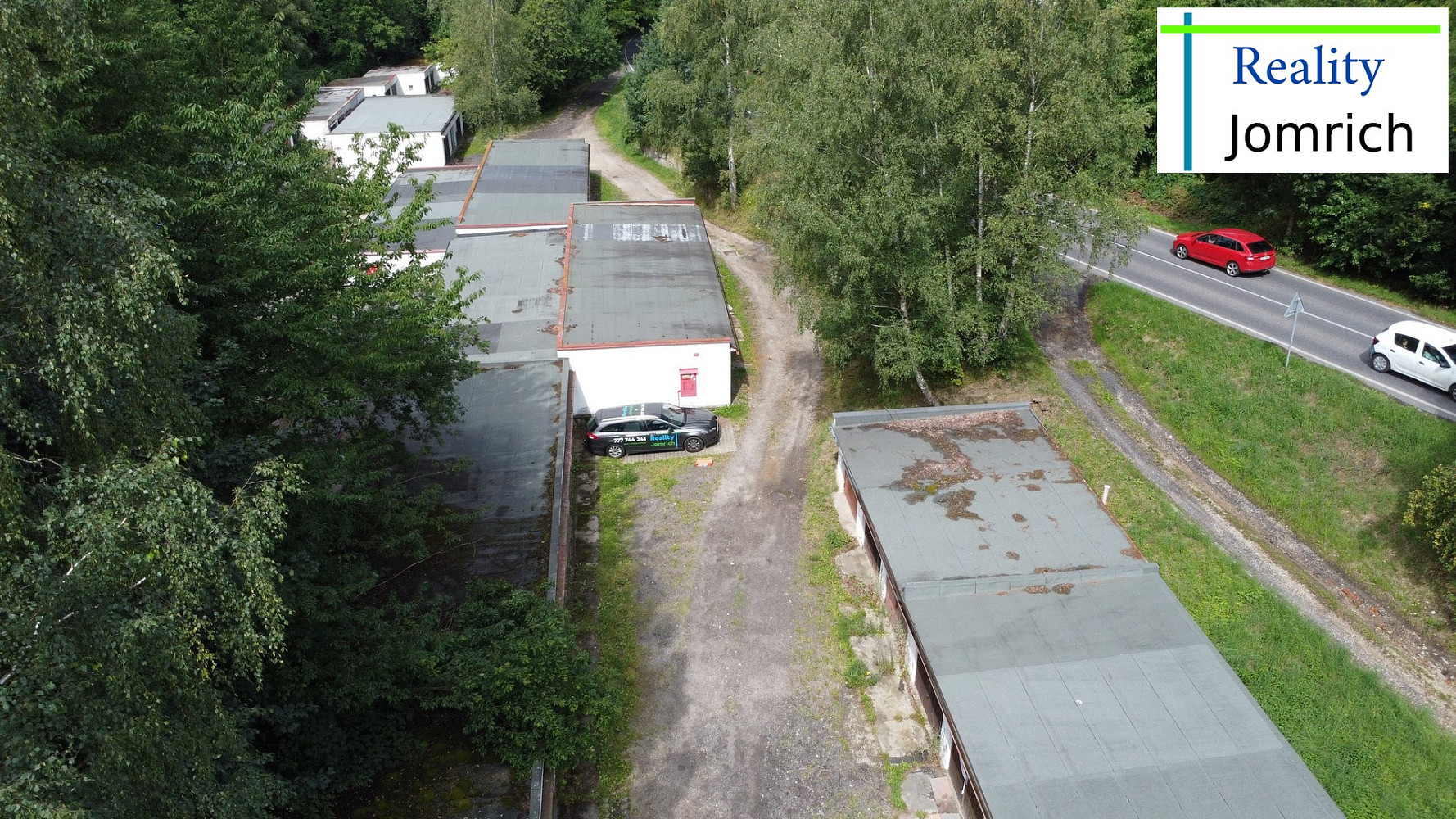 Prodej zděné garáže s elektřinou a masivní mříží v liberci, ulice kunratická. — photo 5