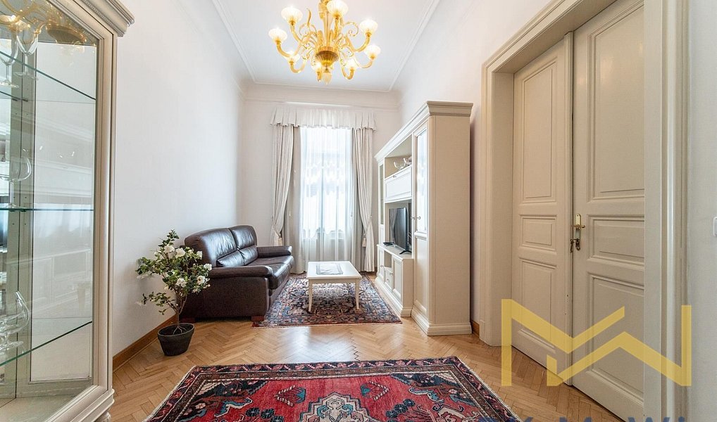 Pronájem bytu 3+1 124 m², Praha – fotka 1 z 8
