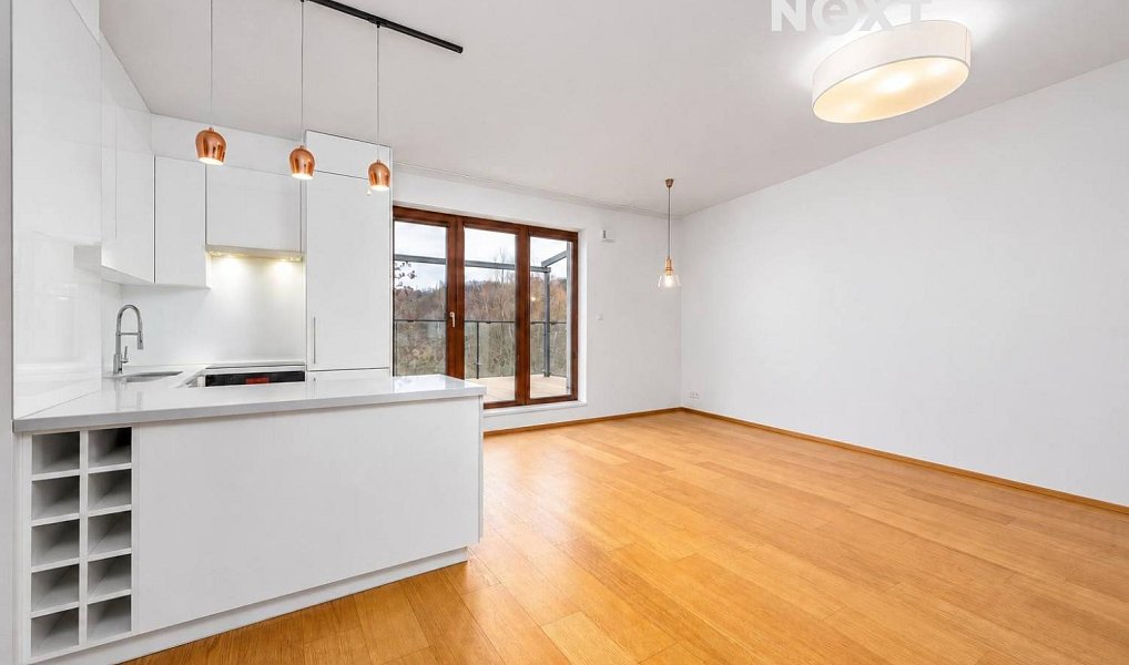 Pronájem bytu 3+kk 98 m², Praha – náhled fotky 2