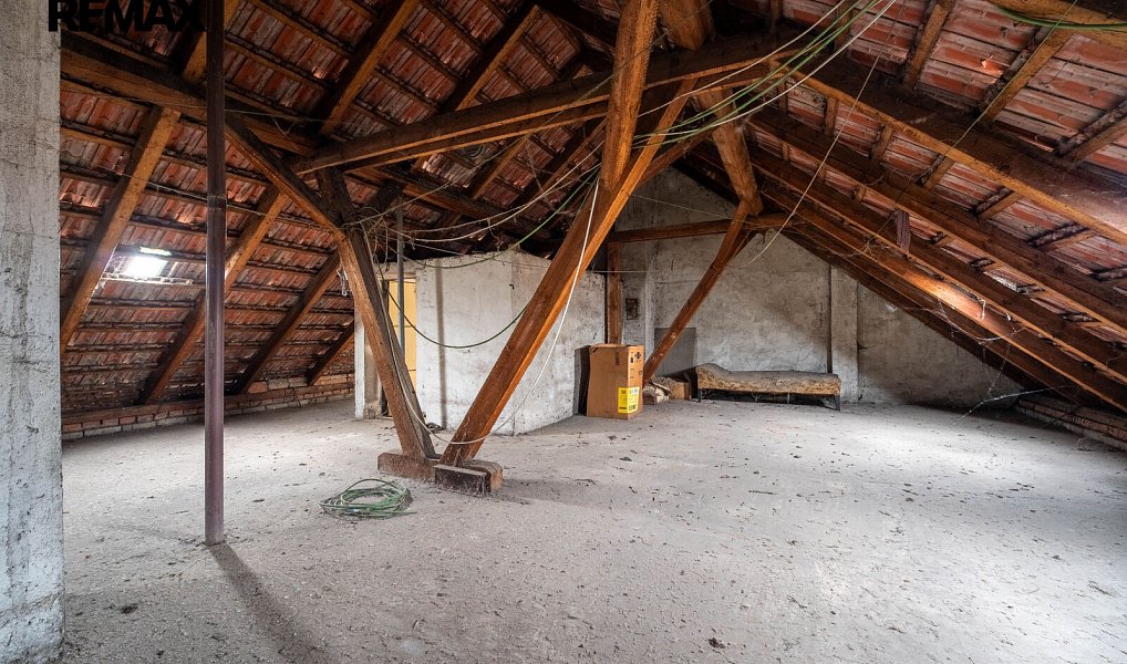 Prodej domu 190 m² s pozemkem 1 588 m², Opatovice – náhled fotky 17