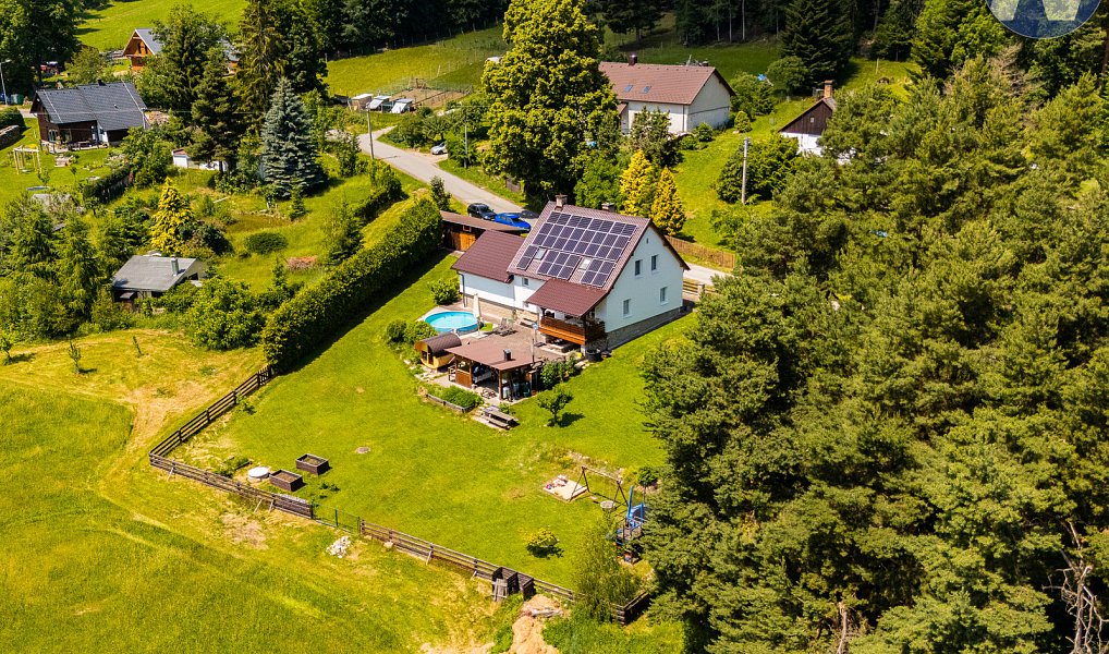 Prodej domu 198 m² s pozemkem 1 993 m², Vimperk – náhled fotky 2