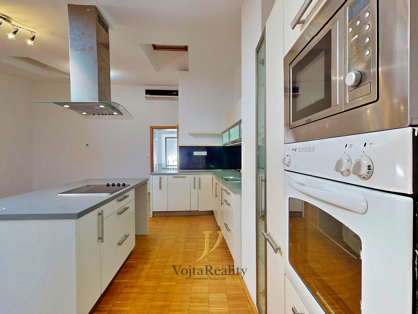 Pronájem bytu 3+kk 75 m²