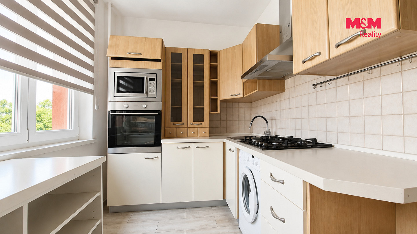 Prodej bytu 2+1 58 m² — photo 2