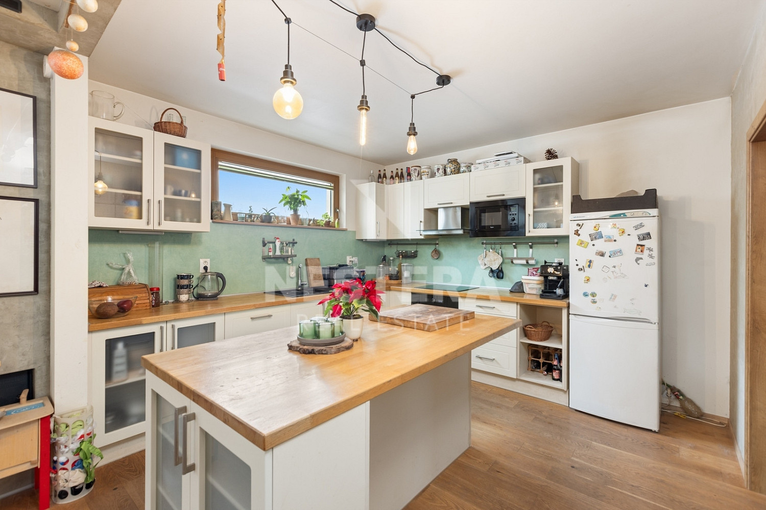 Prodej domu 161 m² s pozemkem 1 099 m² – fotografie 4