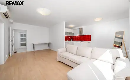 Prodej bytu 4+kk 80 m²