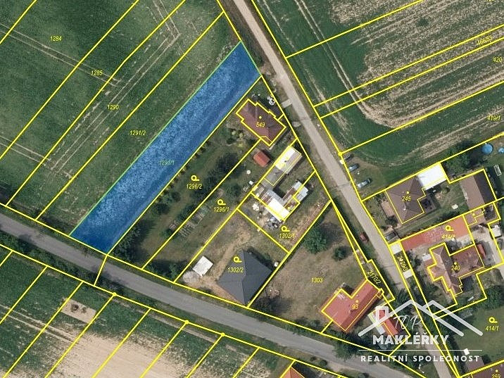 Prodej pole 1 261 m²