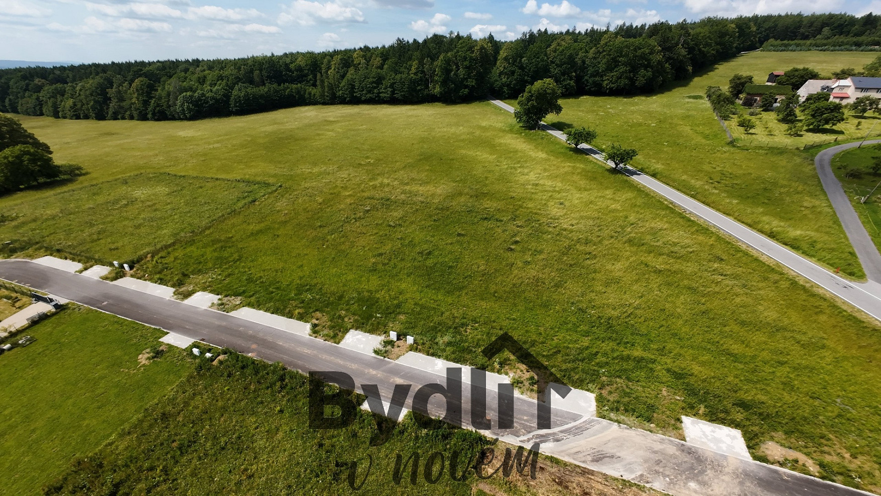 Prodej stavebního pozemku 1 012 m² — photo 3
