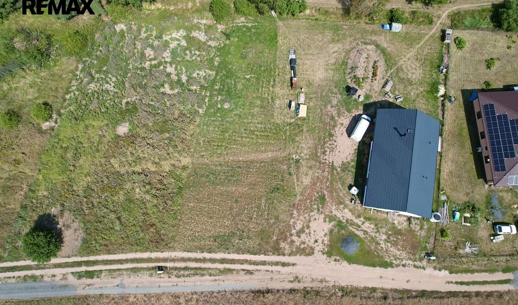 Prodej stavebního pozemku 1 268 m², Vroutek – náhled fotky 7