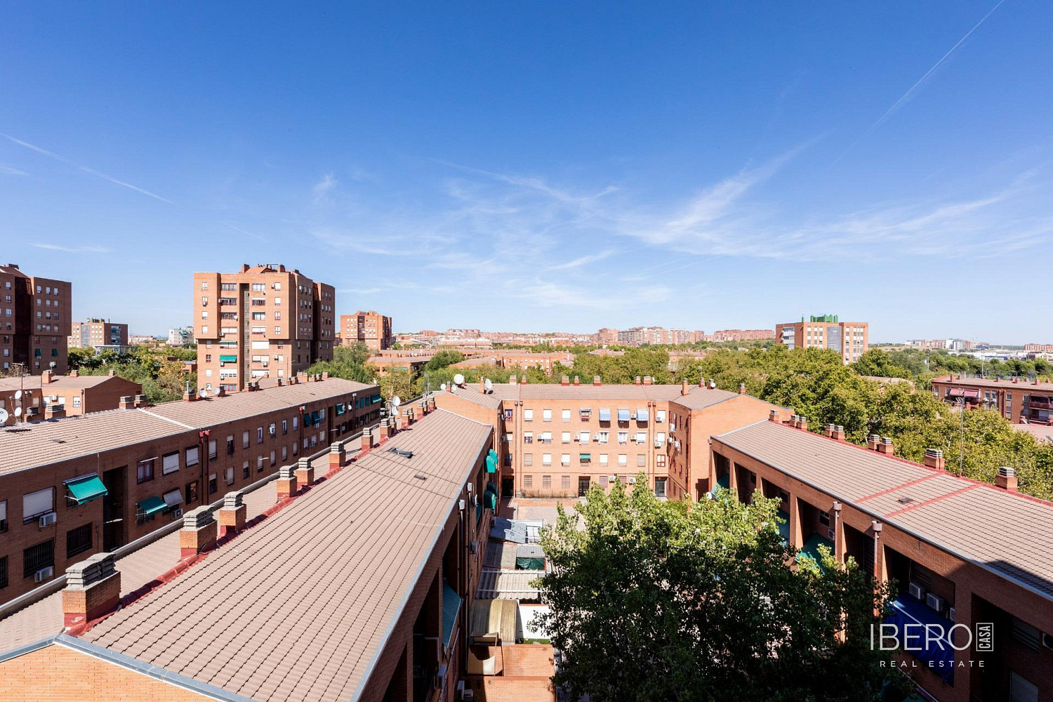 Piso 5+kk – Madrid, Barrio de los Austrias, Centro - Más