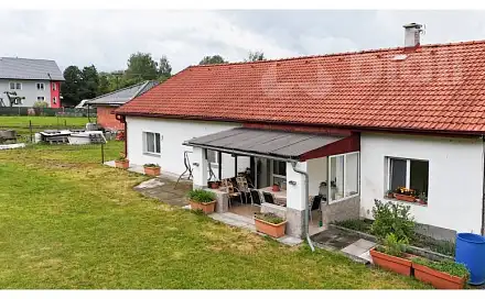 Prodej domu 135 m² s pozemkem 2 839 m², Stádlec, okres Tábor