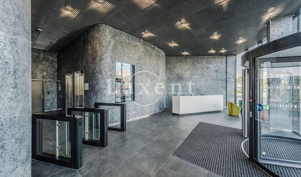 Pronájem kanceláře 188 m², Praha – náhled fotky 3