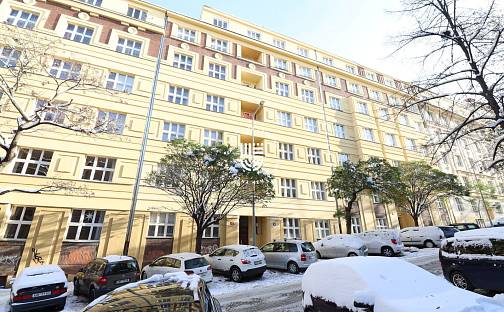Prodej bytu 3+1 89 m², Baranova, Praha 3 - Žižkov