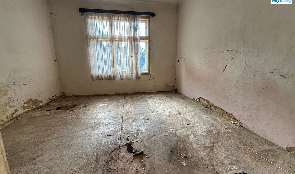 Prodej domu 210 m² s pozemkem 1 306 m², Velká Hleďsebe – náhled fotky 16