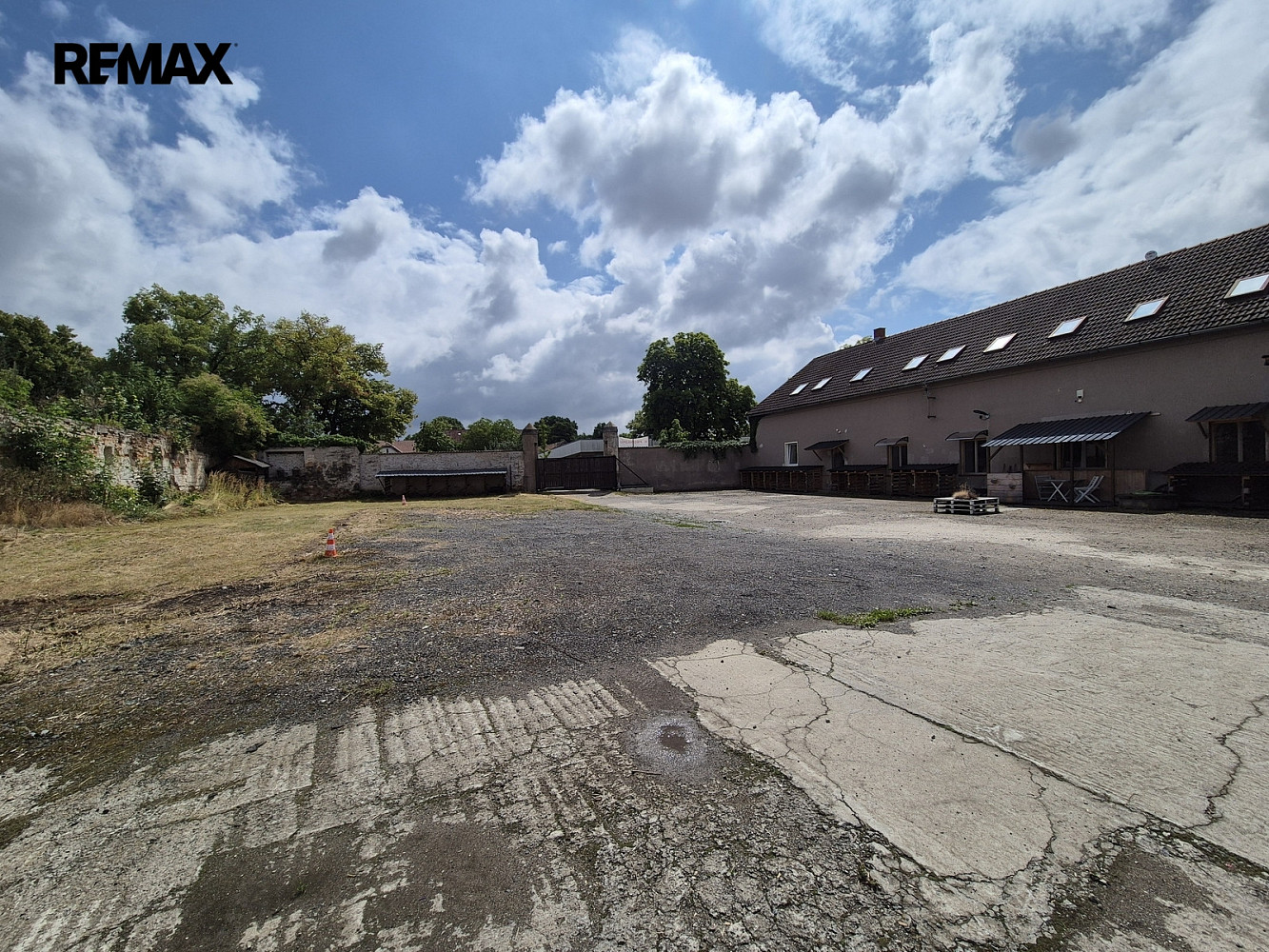 Pronájem komerčního objektu (jiného typu) 512 m² — photo 2