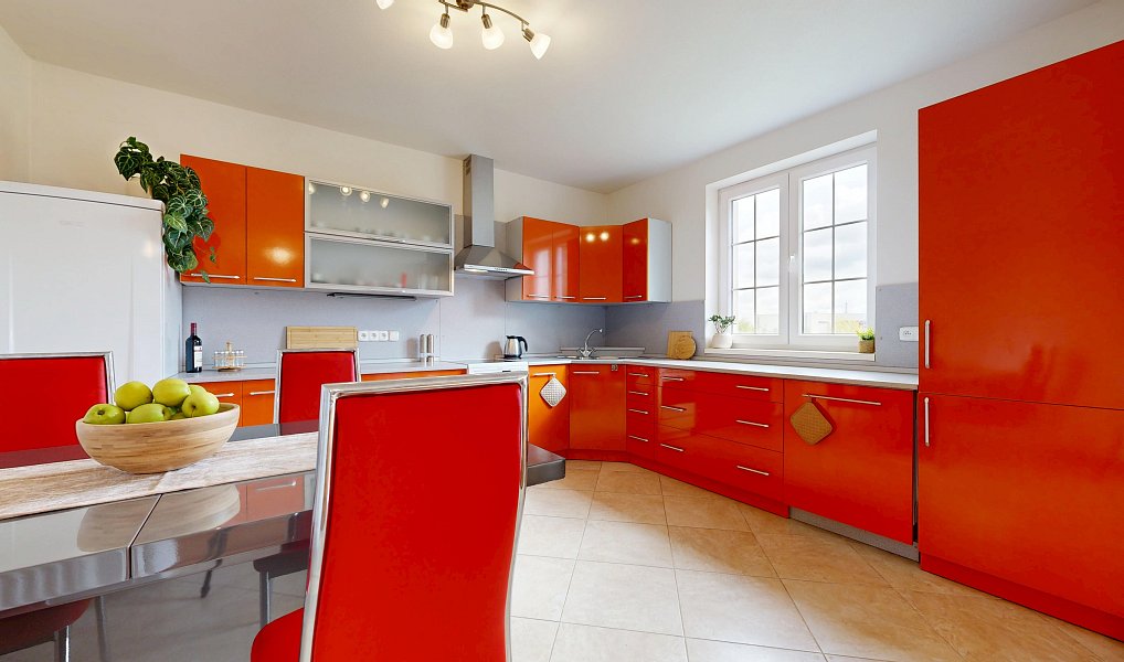 Prodej domu 225 m² s pozemkem 807 m², Bašť – náhled fotky 9