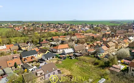 Prodej stavebního pozemku 766 m²