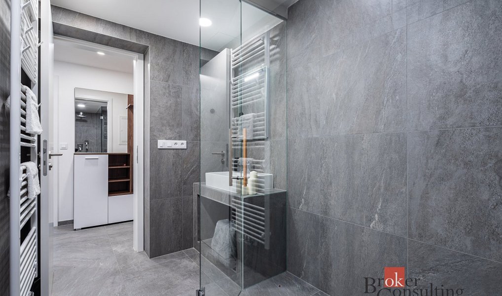 Prodej bytu 3+kk 72 m², Svoboda nad Úpou – náhled fotky 17