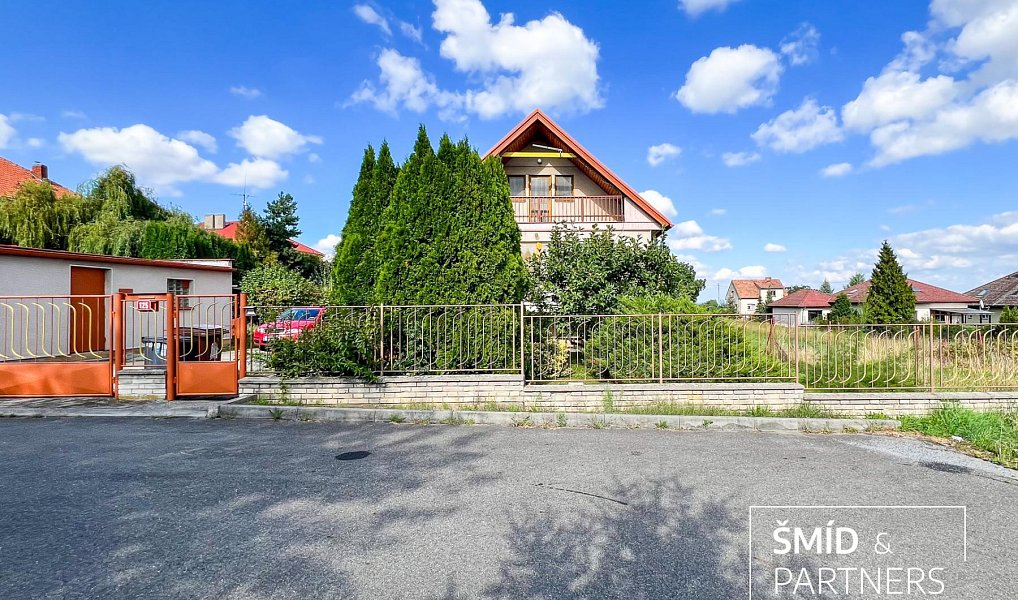 Prodej domu 112 m² s pozemkem 930 m², Krupá – náhled fotky 44