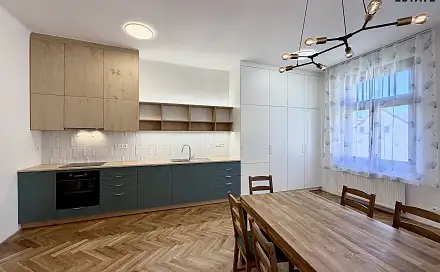Pronájem bytu 3+kk 93 m²