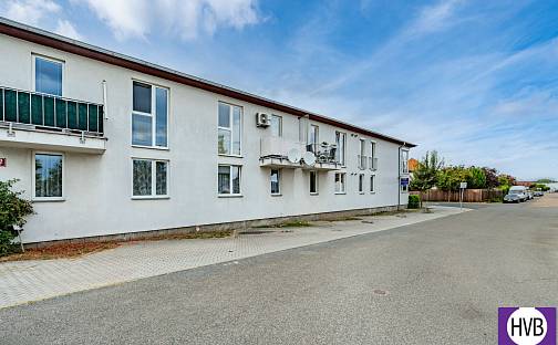 Prodej parkovacího stání 13 m2, Vestec u Prahy, U Strouhy, Vestec, okres Praha-západ