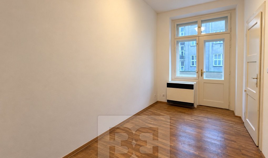 Pronájem bytu 2+kk 50 m², Praha – náhled fotky 2